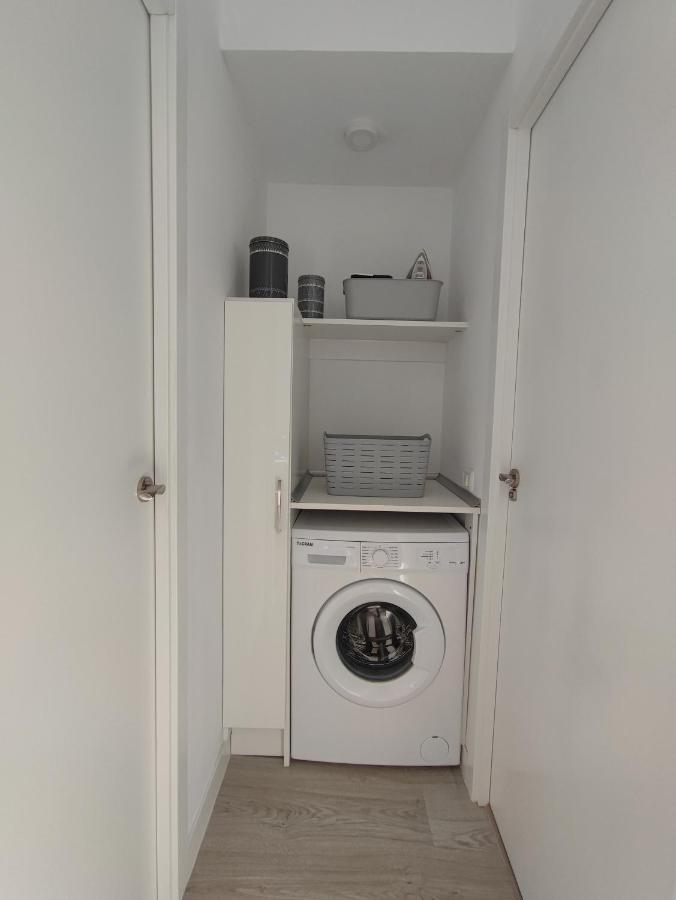 אדחה Paradise Beach Apartment, With Wifi And Stunning Sea Views מראה חיצוני תמונה